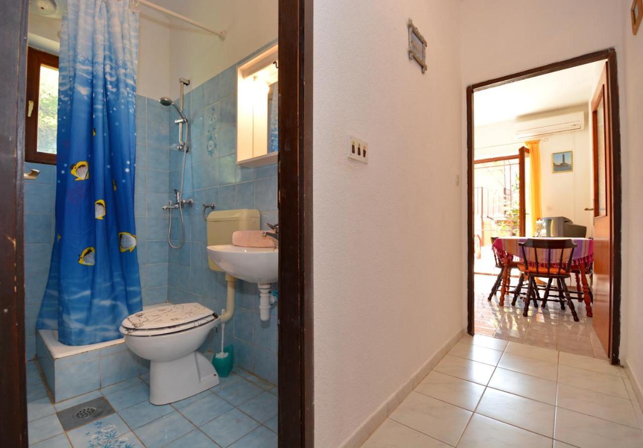 Apartmani Irena Ciovo トロギール エクステリア 写真