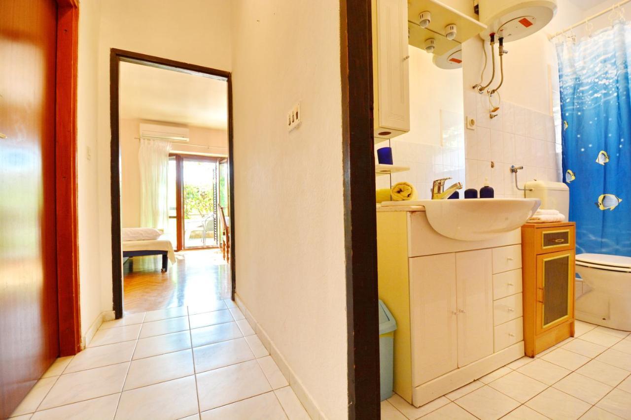Apartmani Irena Ciovo トロギール エクステリア 写真